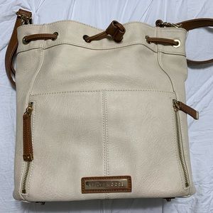 Kelly Moore Austin Bucket bag